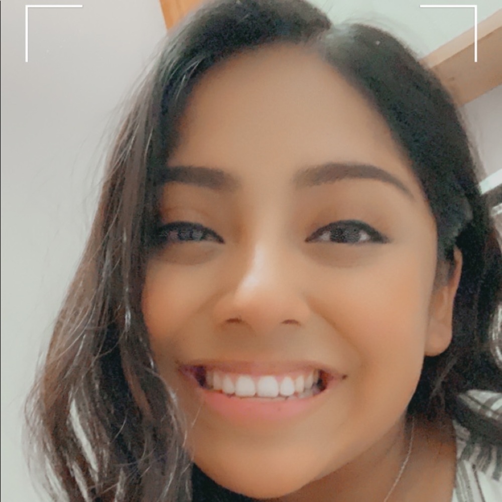 Meet your Posher, Cristal